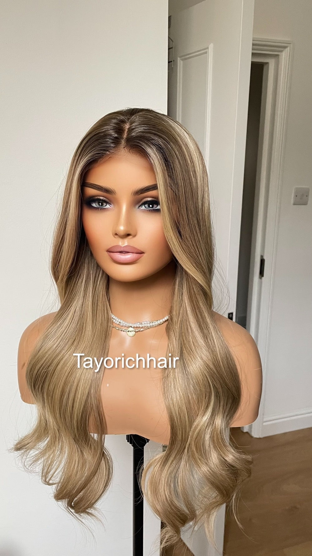 20 Inches Ash Blonde With Dark Roots/  Front Wig/ Natural Realistic Soft Synthetic Lace Wigs For Women/Ready To Ship Wigs