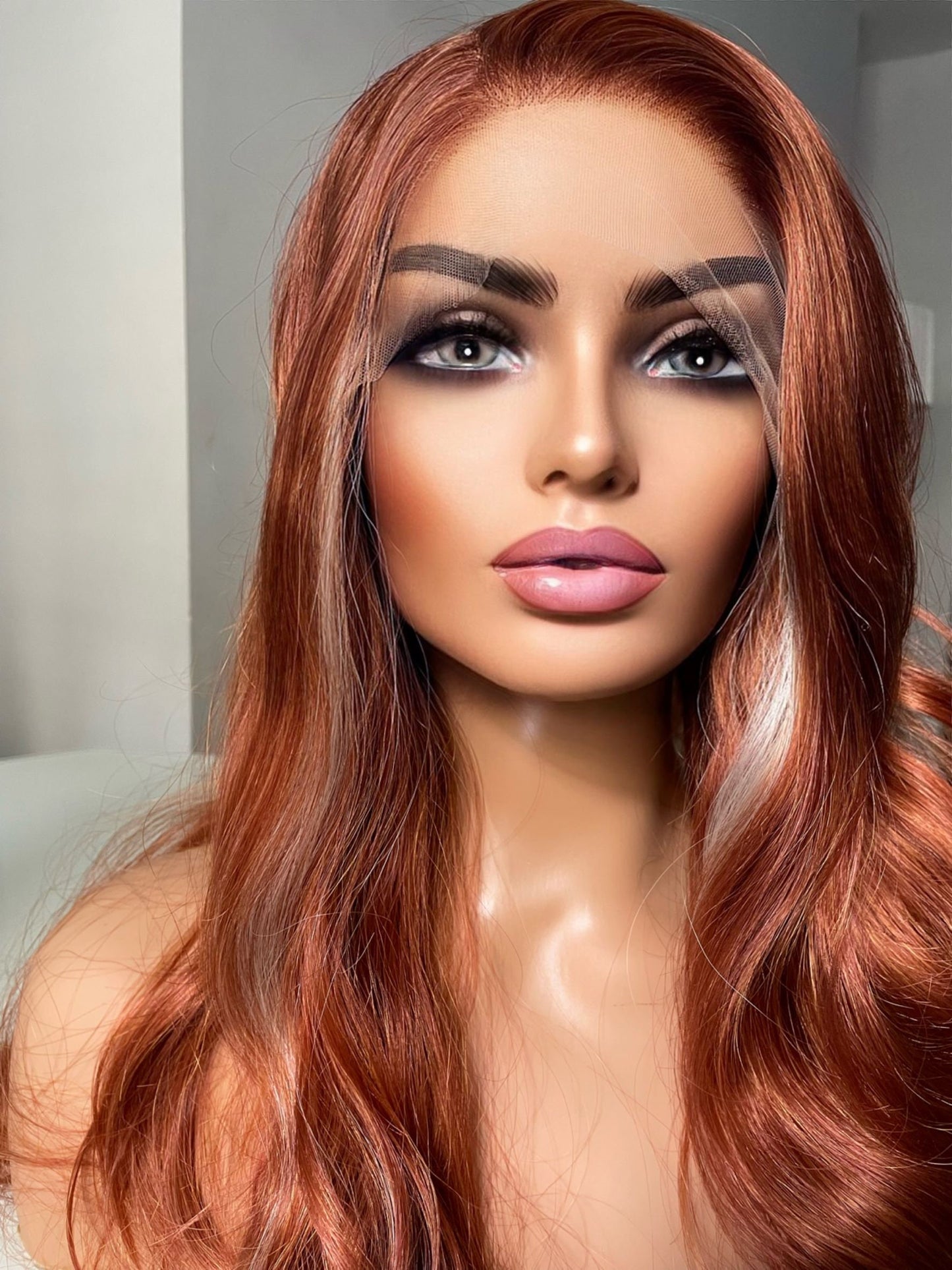 Auburn Ginger Red Lace Front Wig With Blonde Highlights / Heat Resistant Synthetic 13X3 Lace Front Wig Long Wavy Luxury Wigs For Women